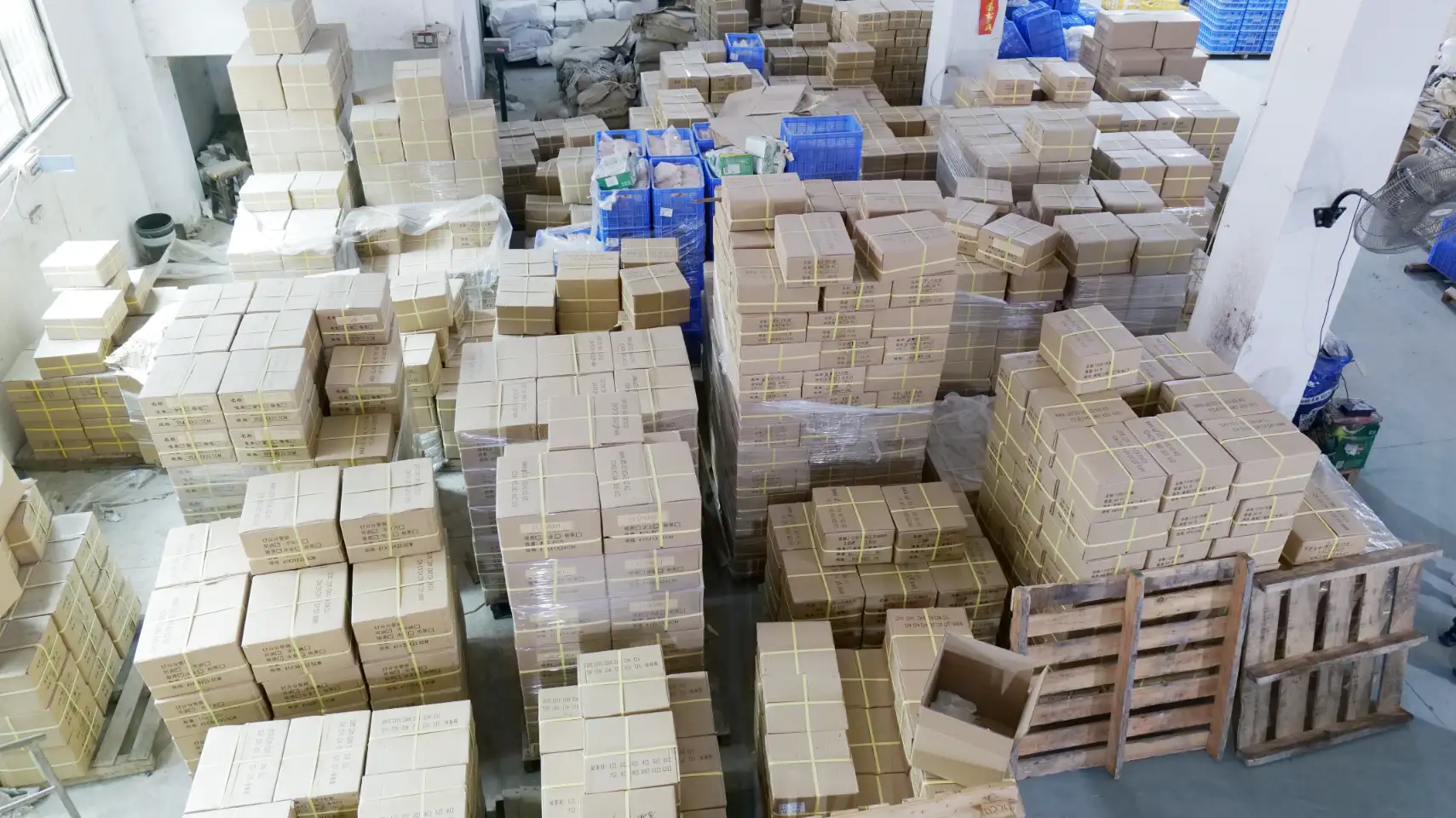 Metal_furniture_leg_packaging_stage2