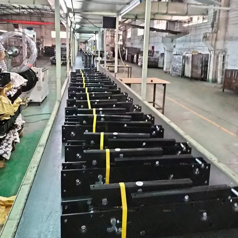 Production of functional hinges
